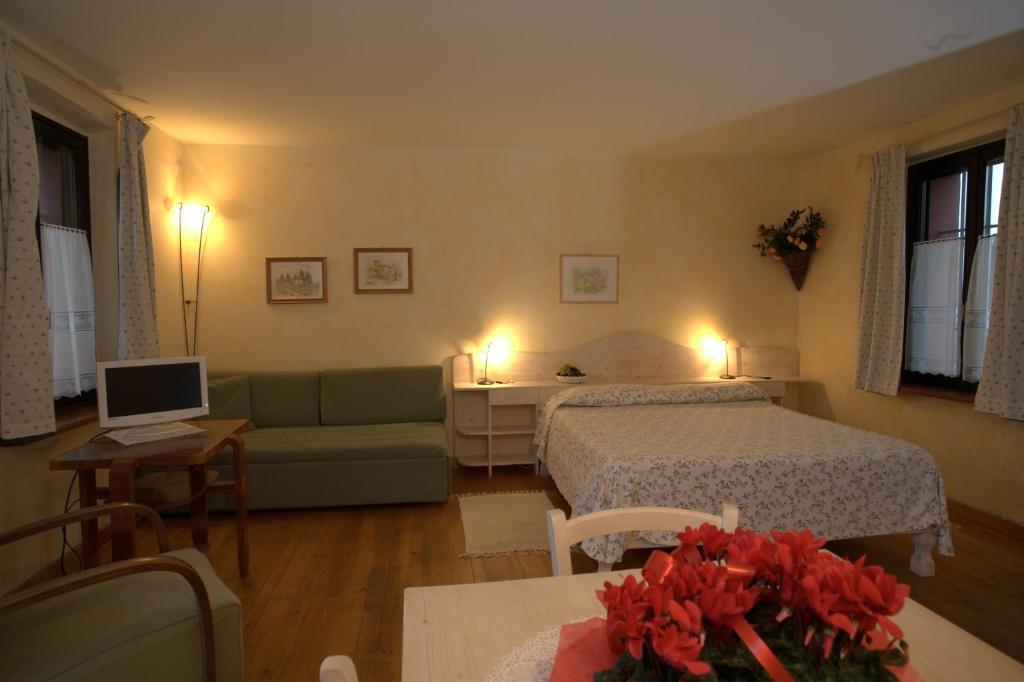 Ragogna Agriturismo Casa Rossa Ai Colli חדר תמונה